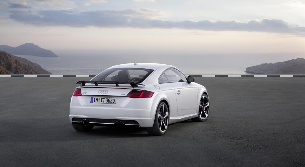 Audi-TT-S-line-competition-3.jpg